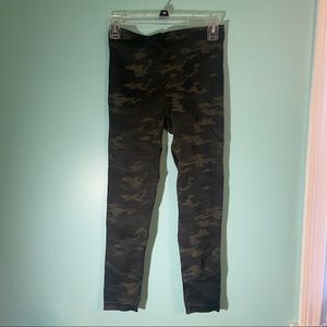 Spanx seamless camo leggings